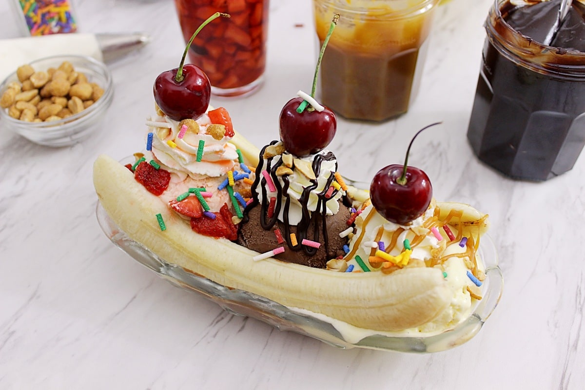 Banana Split Dessert (No Bake) Recipe - The Cookie Rookie®